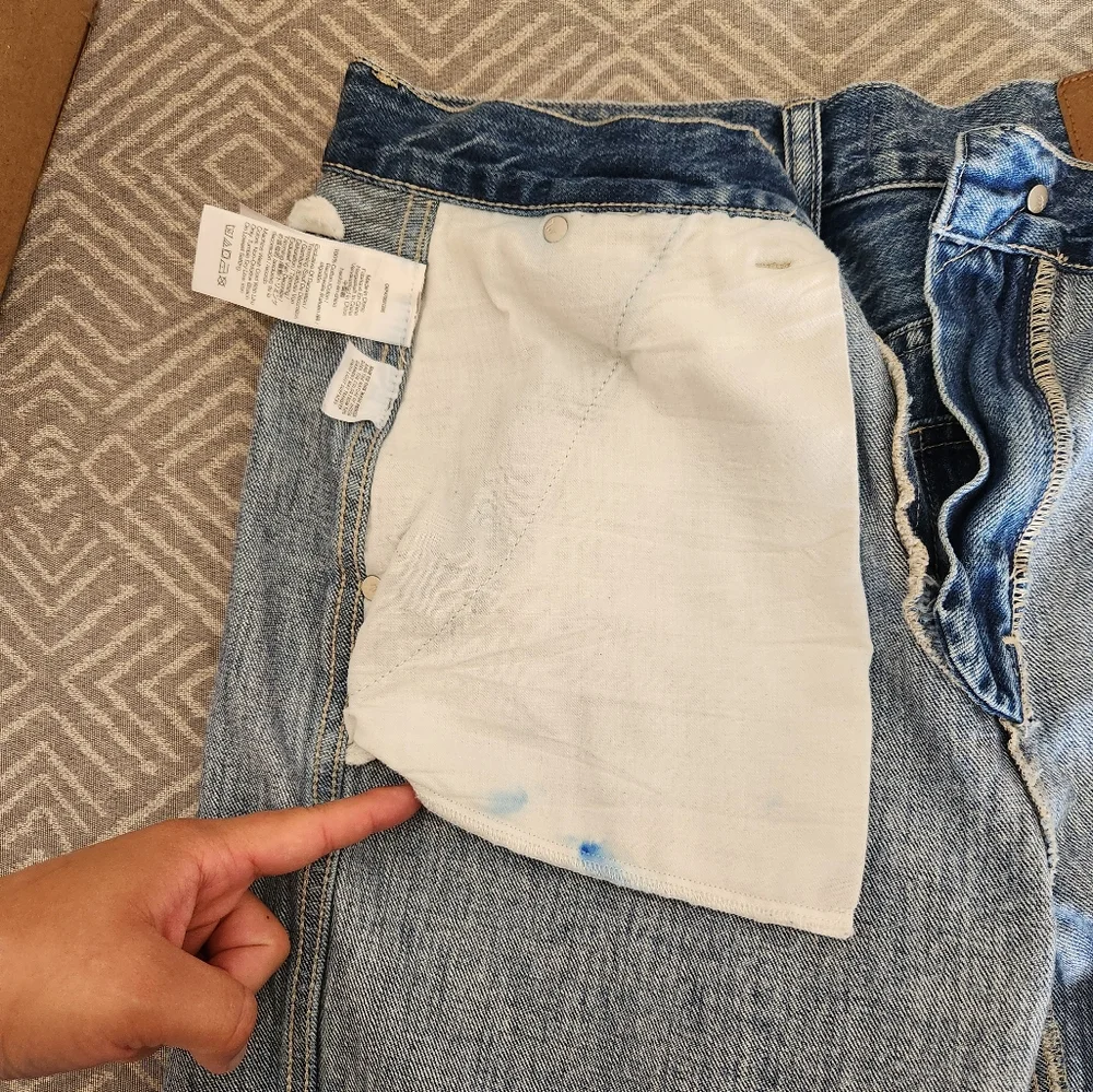 Madewell | Pieced Barrel-Leg Jeans - Picture 16 of 16